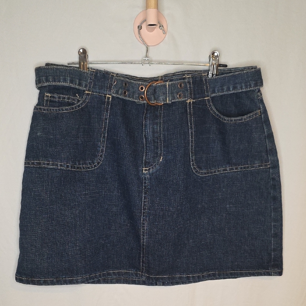 Stylish Denim Mini Skirt